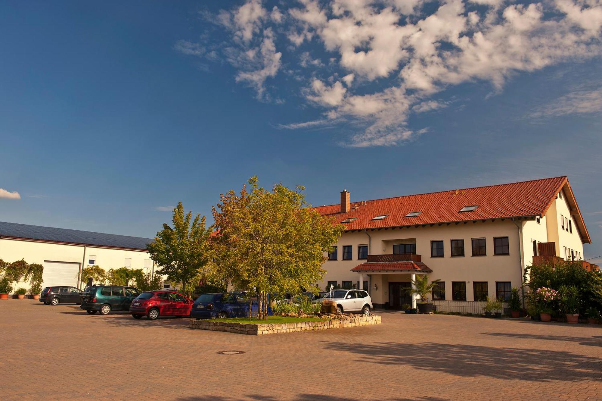 Weingut Sandwiese Winzerhotel