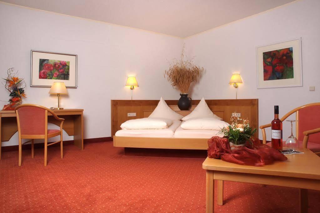 Weingut Sandwiese Winzerhotel Hotel Worms